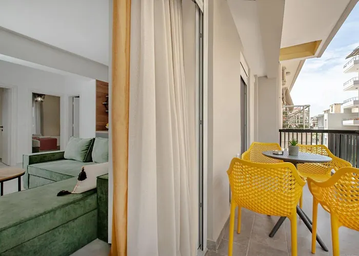 Luxury Chic Retreat Suites