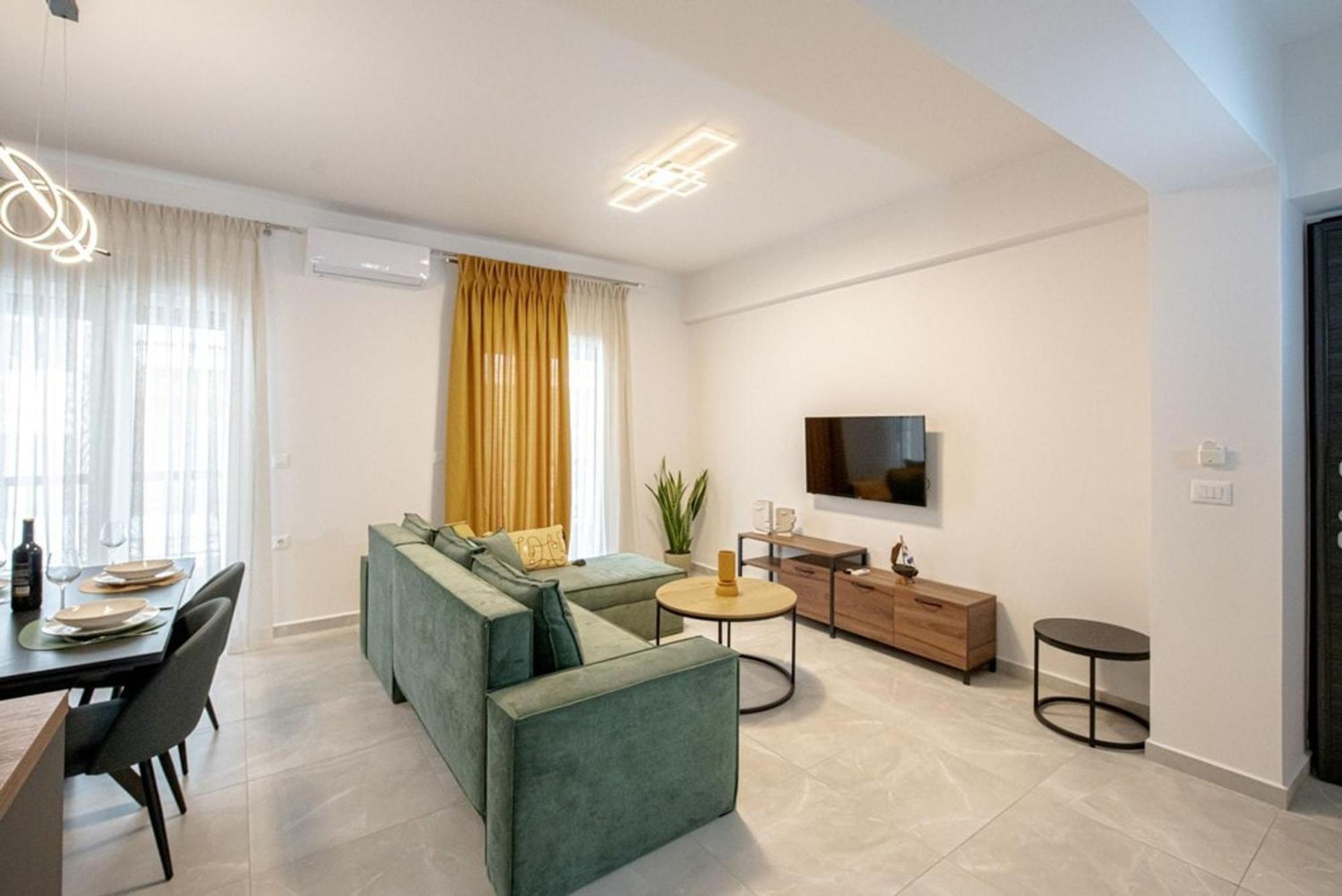 Апартаменты Luxury Chic Retreat *